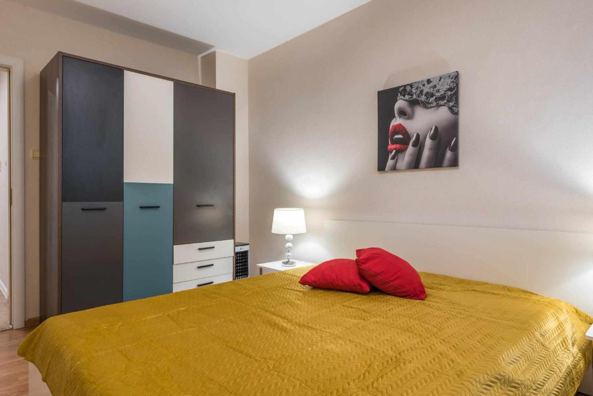 Red Velvet Apartment Varna ภายนอก รูปภาพ