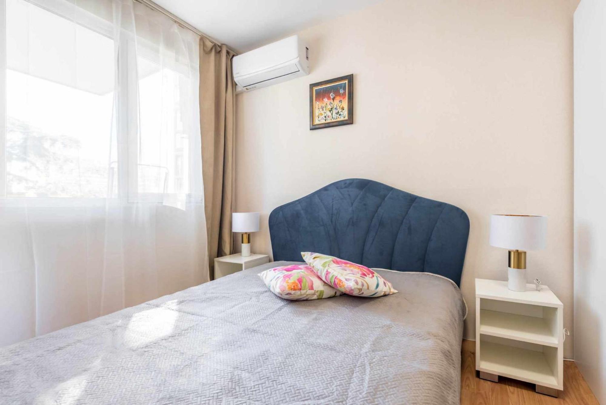 Red Velvet Apartment Varna ภายนอก รูปภาพ